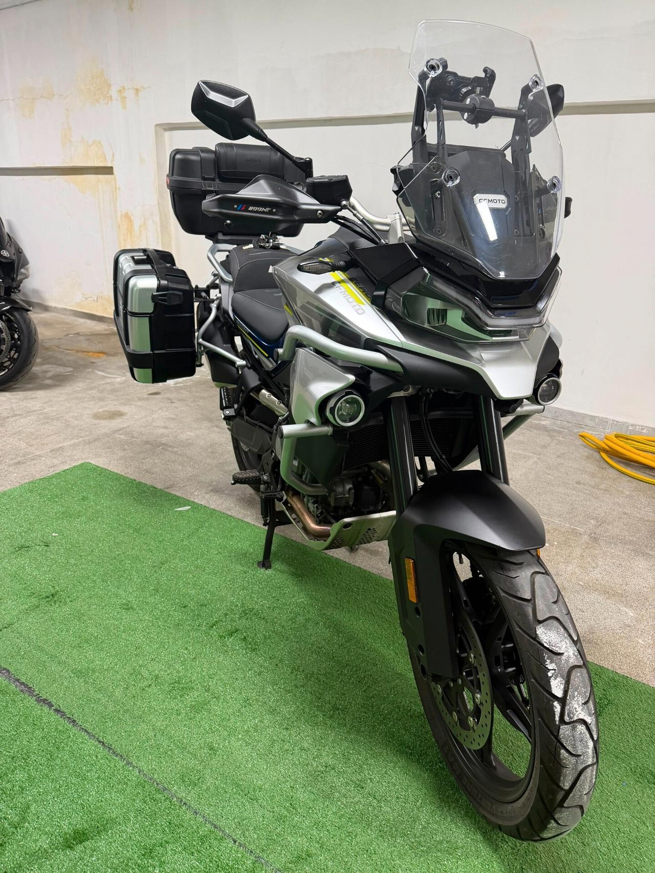 Cf Moto 800MT sport