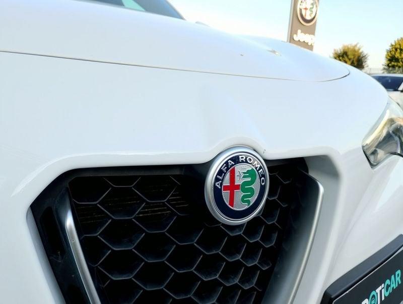 Alfa Romeo Stelvio Stelvio 2.2 Turbodiesel 210 CV AT8 Q4 Executive