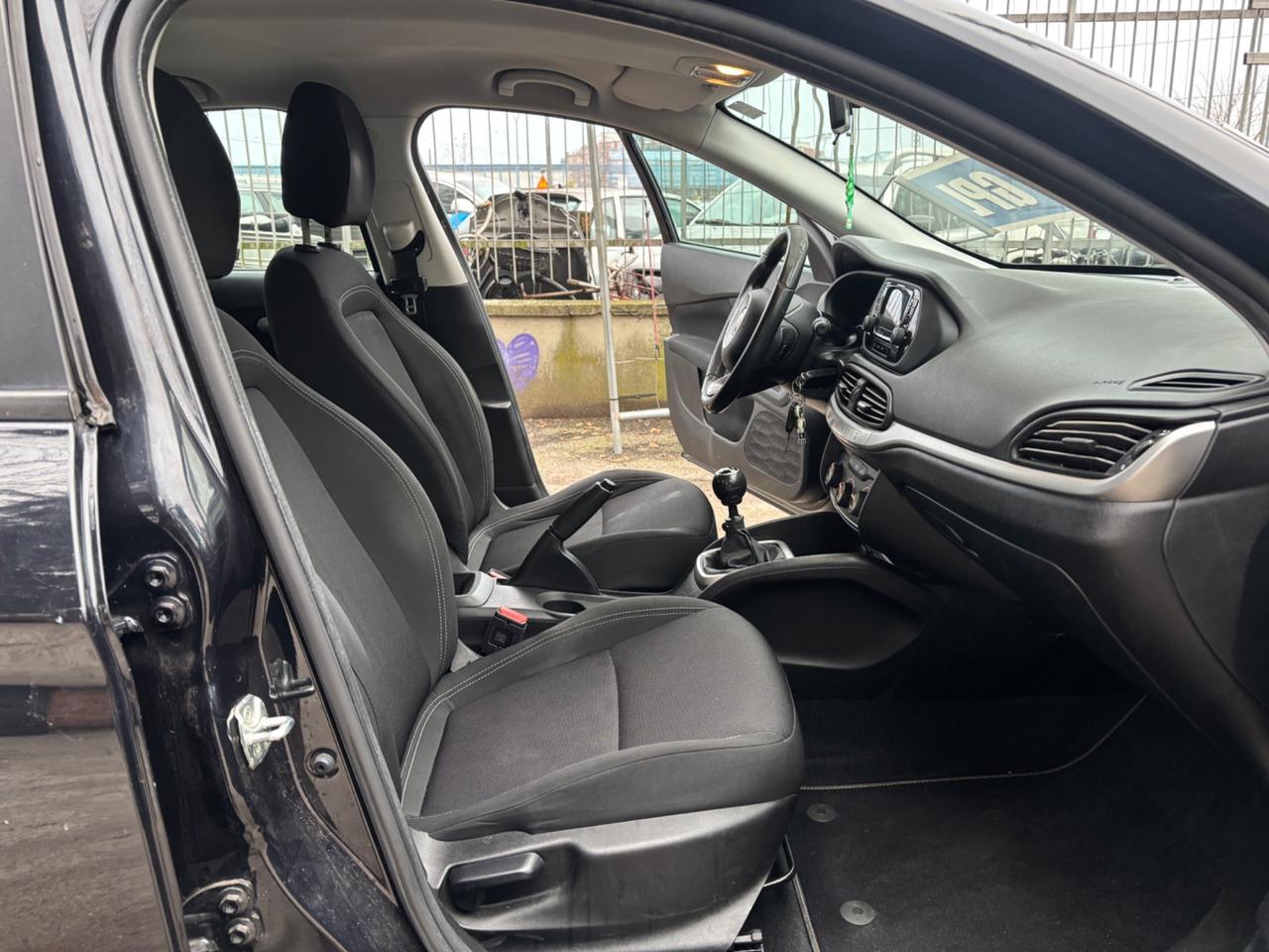 Fiat Tipo 1.4 T-Jet 120CV GPL 4 porte Easy