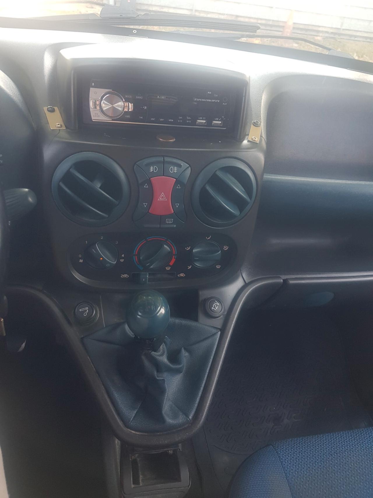Fiat Doblo 1.9 JTD cat Cargo Lamierato