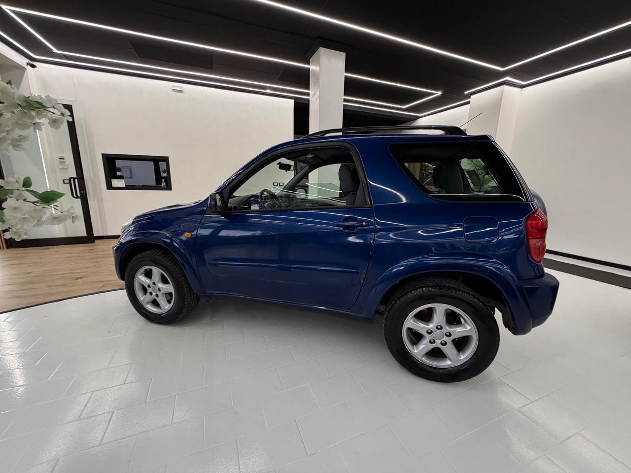 Toyota RAV 4 RAV4 2.0 16V cat 3 porte Sol