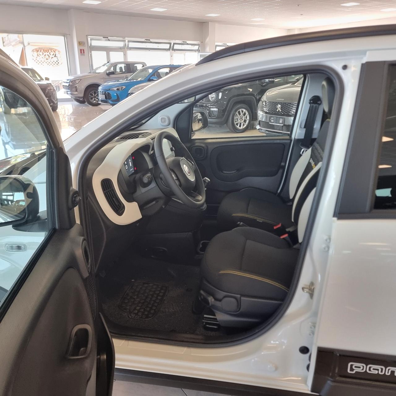 Fiat Panda Pandina 1.0 FireFly 65 CV Hybrid Cross