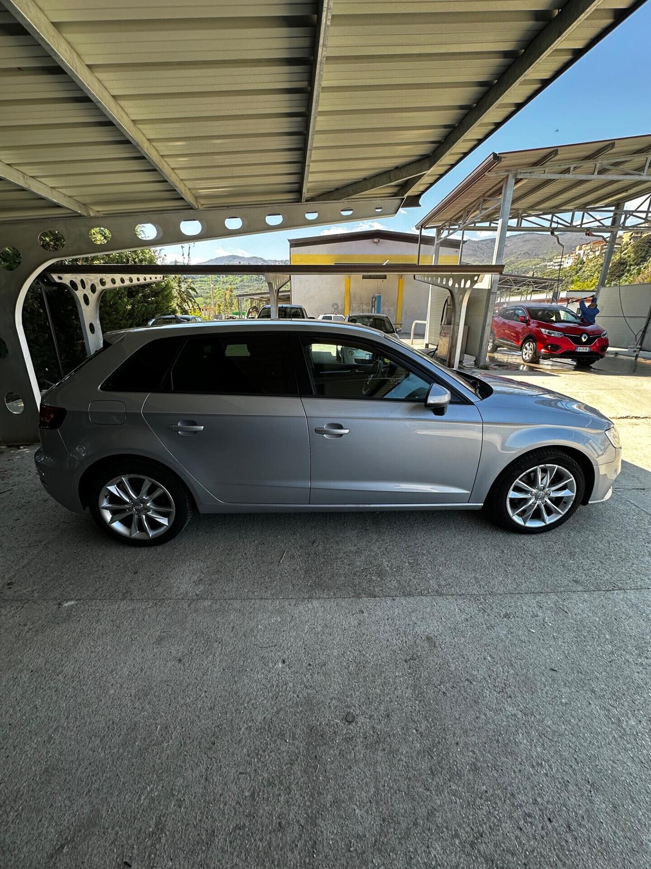 Audi A3 SPB 2.0 TDI S tronic Business