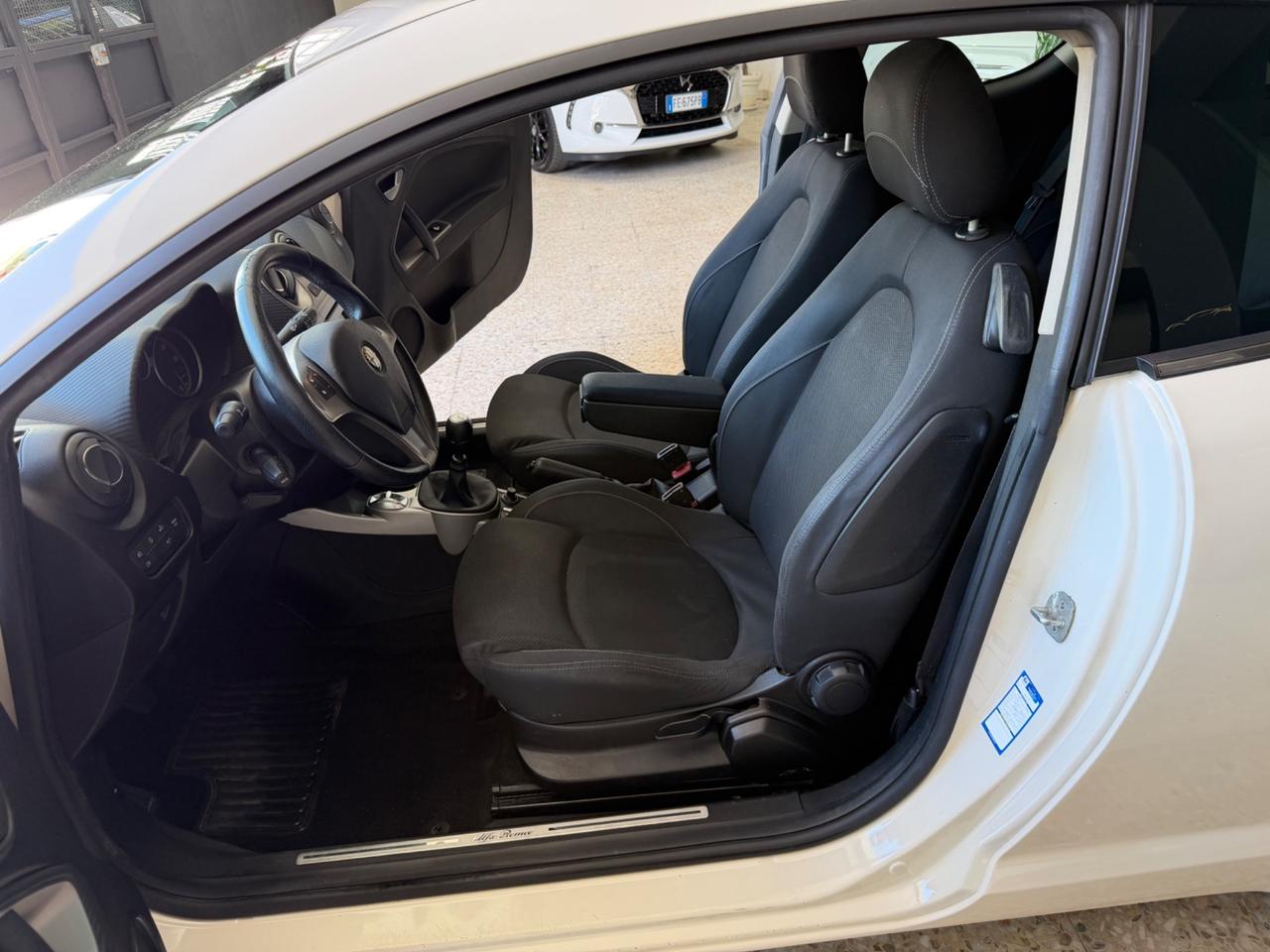 Alfa Romeo MiTo 1.3 JTDm-2 95 CV 2012