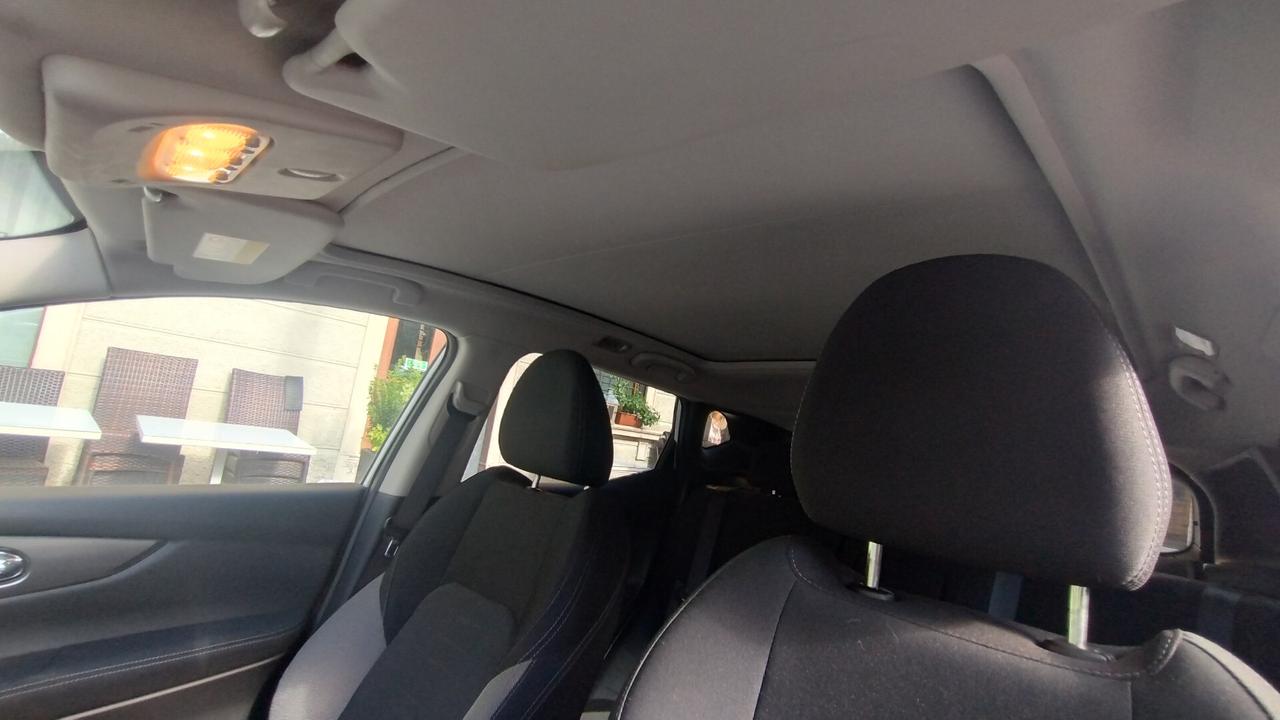 Nissan Qashqai 1.2 DIG-T N-Connecta