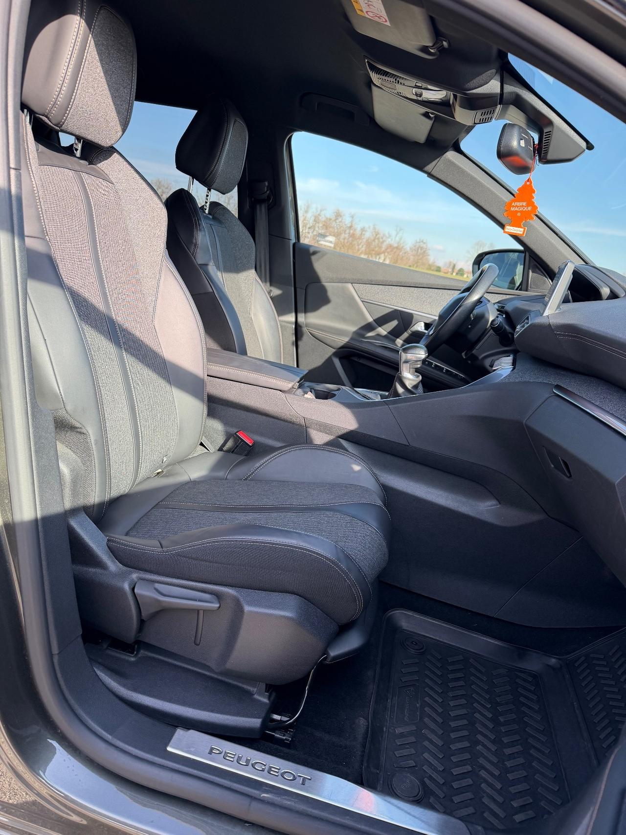 Peugeot 3008 BlueHDi 130 S&S EAT8 GT Line