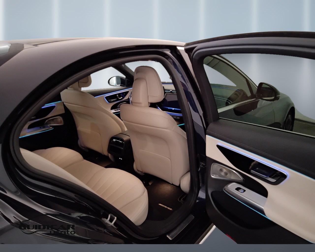 Mercedes-Benz Classe E- W214 Berlina - E 220 d AMG Line Premium auto