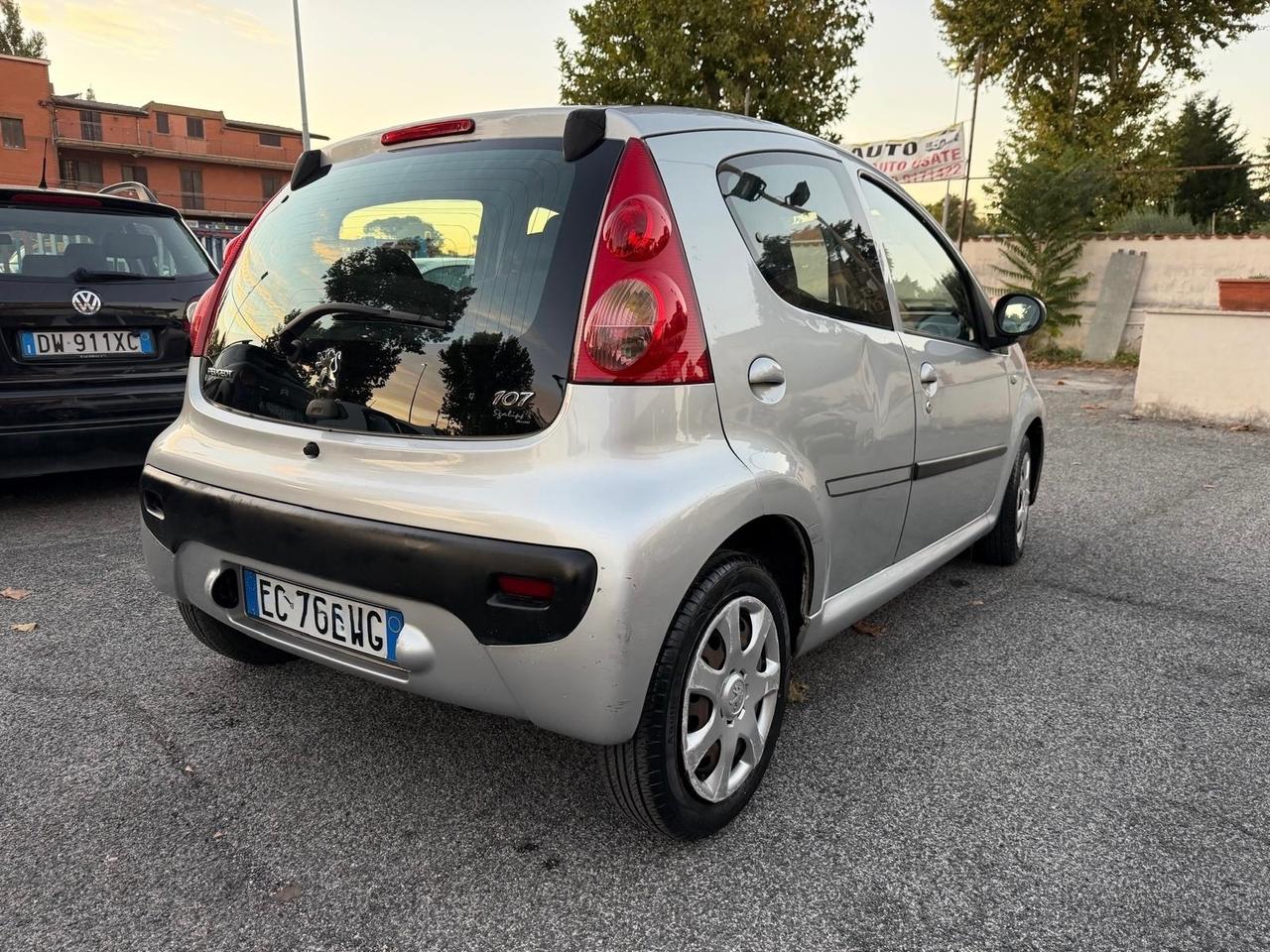 Peugeot 107 1.0 68CV 5p. Plaisir