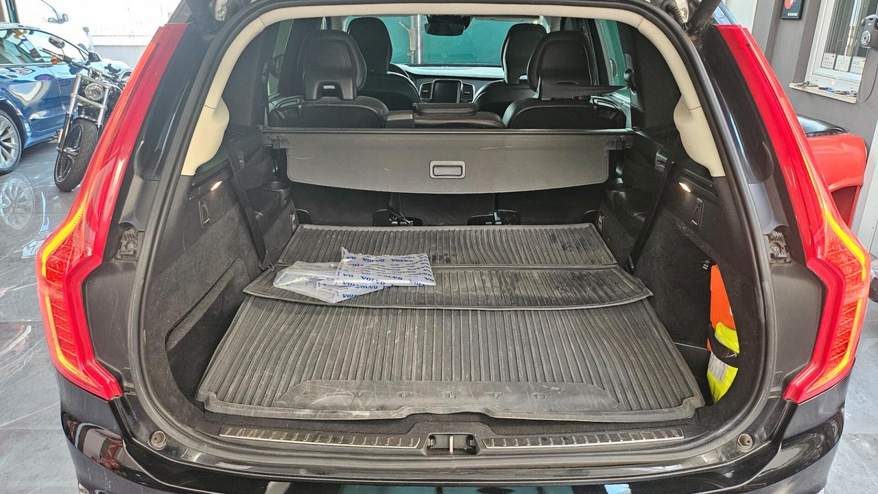 Volvo XC 90 XC90 D5 AWD Geartronic 7 posti Inscription