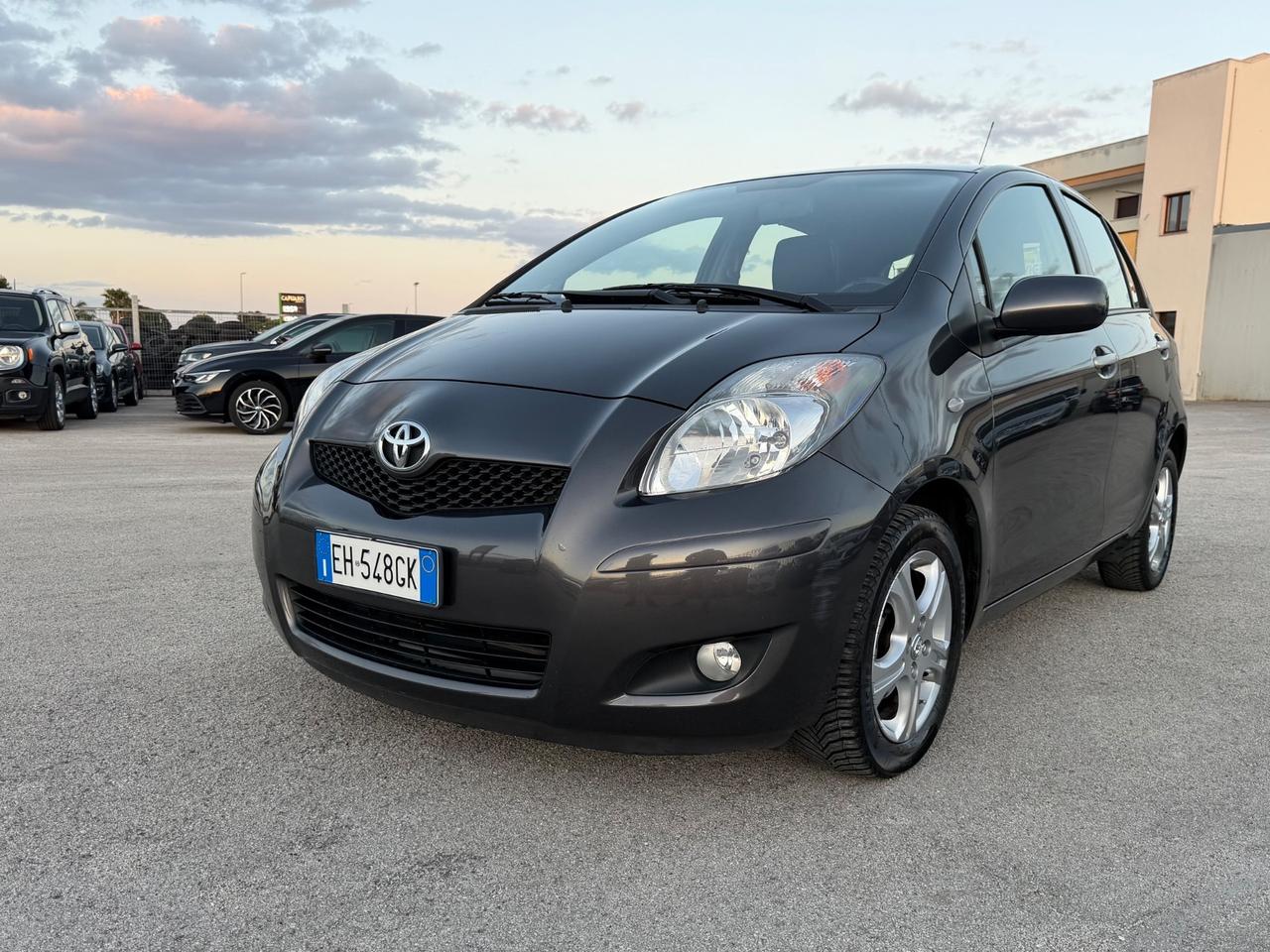 TOYOTA YARIS 1.3 SOL 5PORTE TAGLIANDATISSIMA MY11