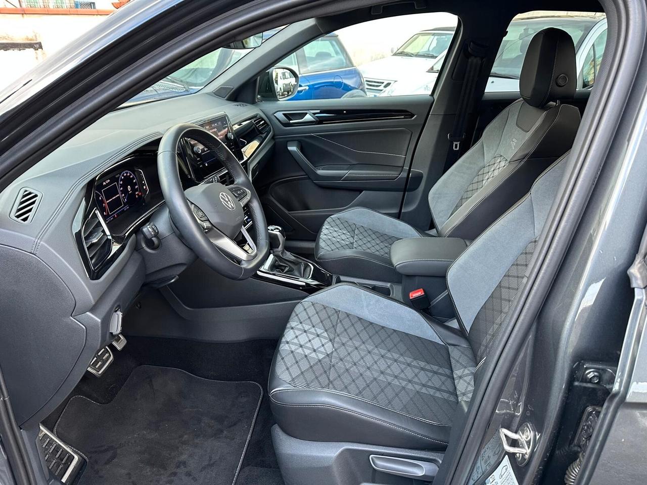 Volkswagen T-Roc 1.5 TSI ACT DSG R-Line