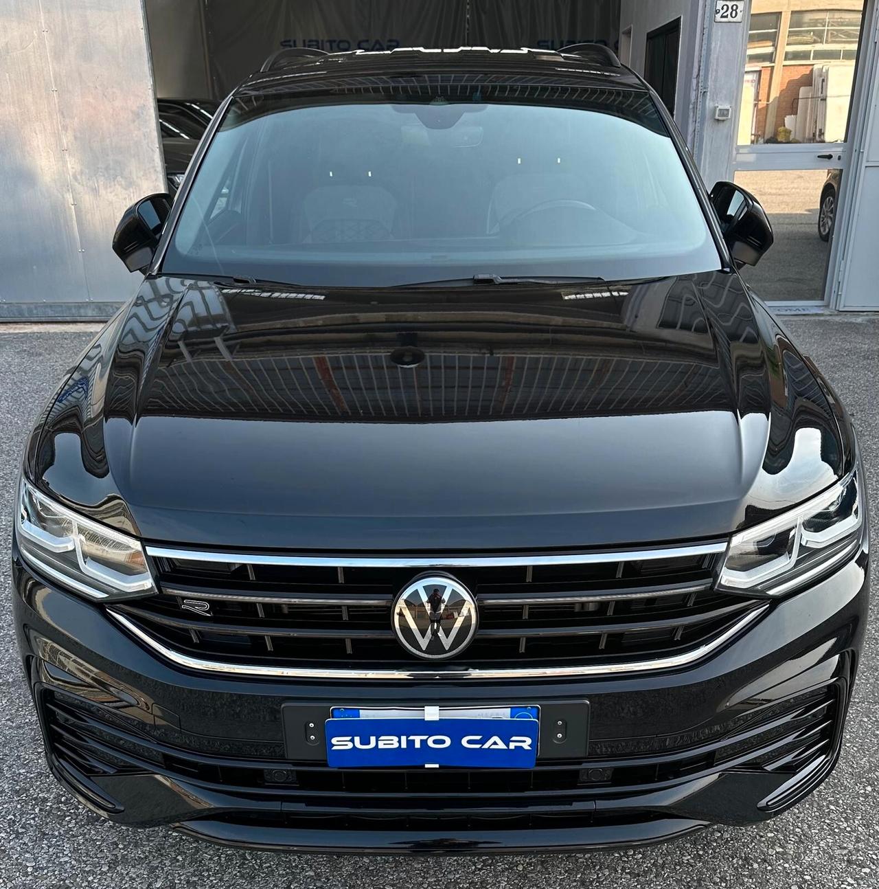 Volkswagen Tiguan Allspace 2.0 TDI SCR DSG R-Line 7 posti