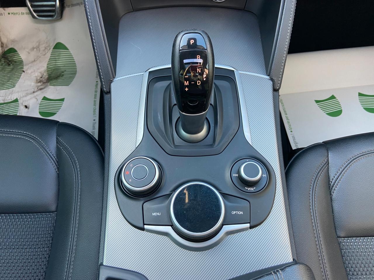 Alfa Romeo Stelvio 2.2 t 190 CV AT8 Q4 Executive