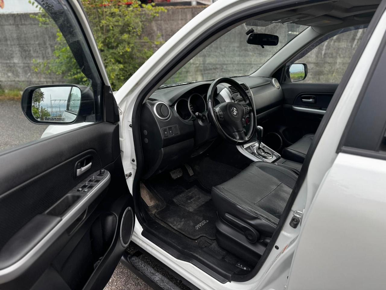 Suzuki Grand Vitara 2.4 aut. 5 porte Evolution Plus