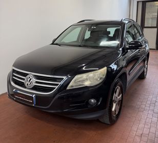 Volkswagen Tiguan 2.0 TDI DPF 4MOTION tiptronic Sport & Style