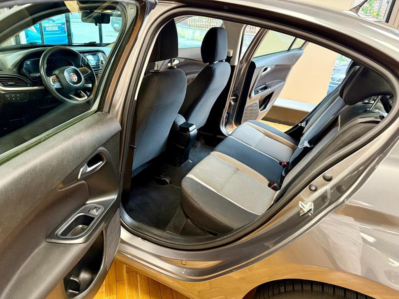 Fiat Tipo 1.6 Mjt S&S SW Lounge