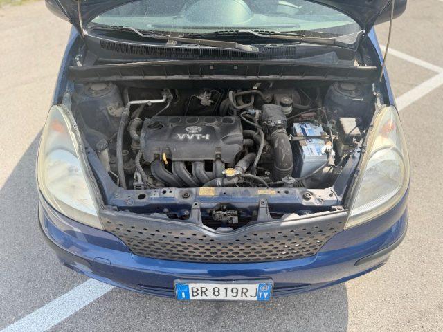 TOYOTA Yaris Verso 1.3i 16V cat Sol