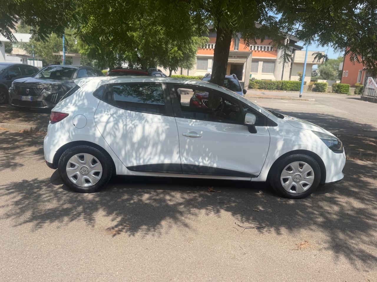 Renault Clio 1.2 75CV GPL 5 porte Live neopatentati