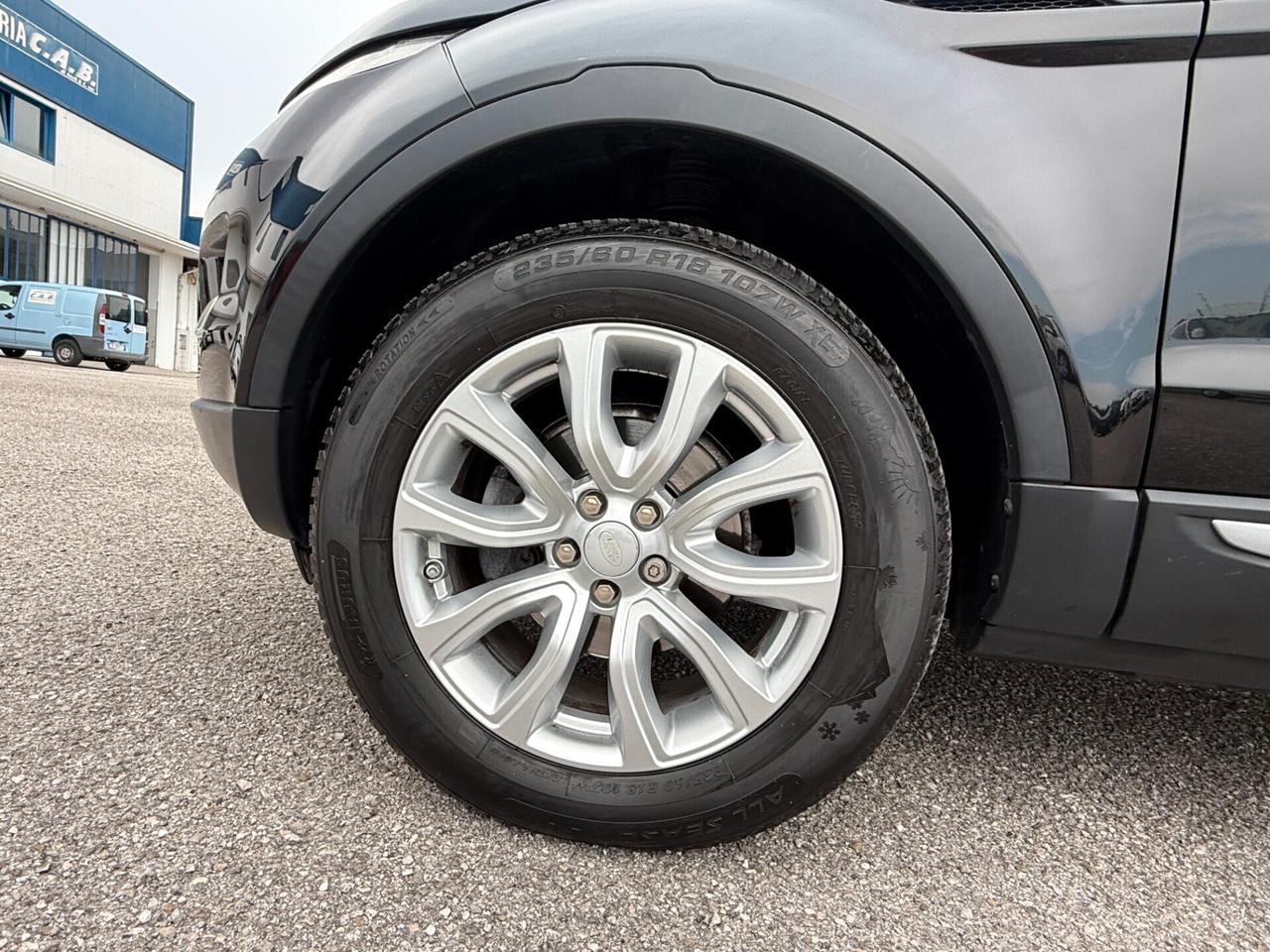 Land Rover Range Evoque 2.2 TD4 5p. Dynamic