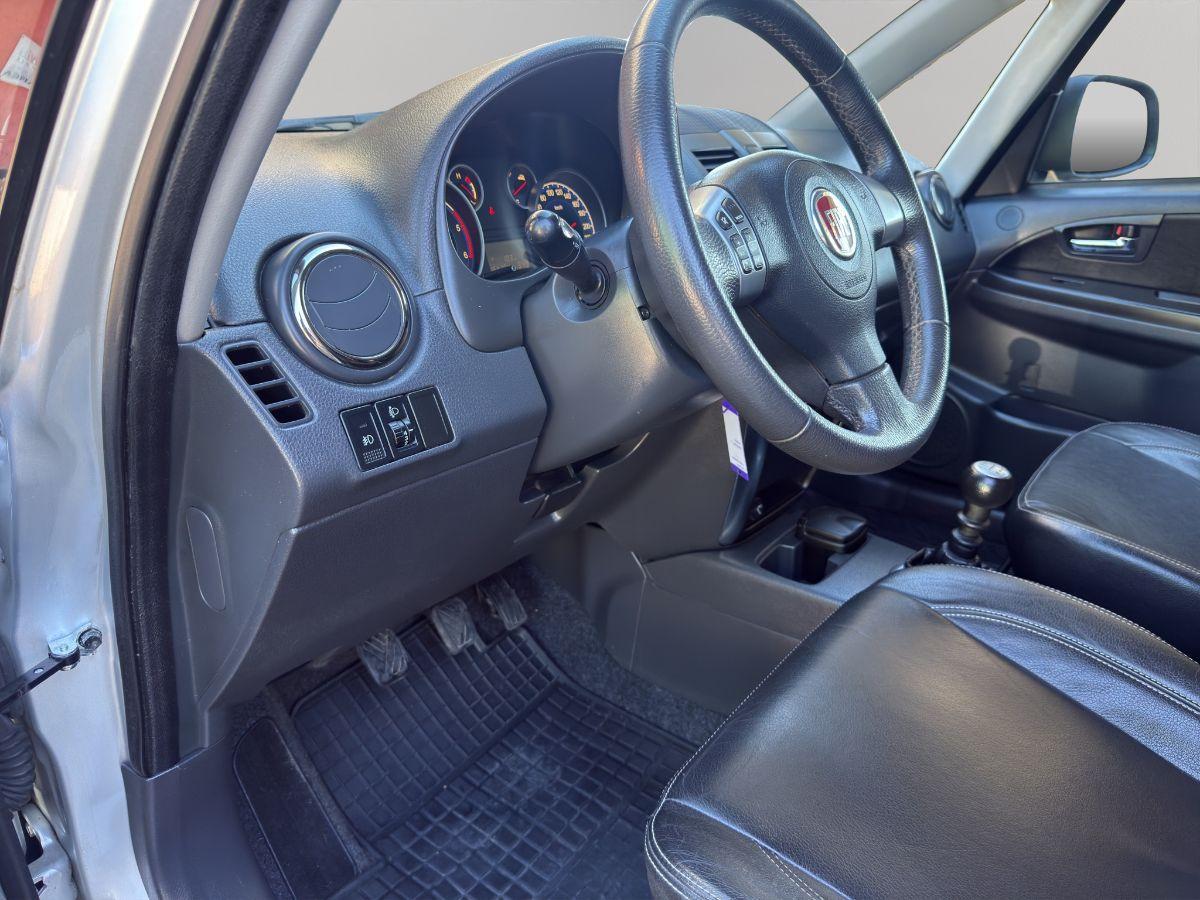 FIAT - Sedici - 2.0 MJT 135CV 4x4 Experience