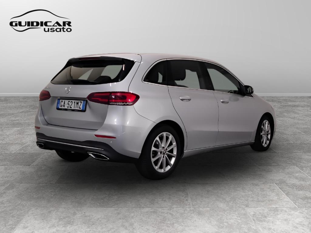 Mercedes-Benz Classe B - W247 2018 - B 180 d Sport Plus auto