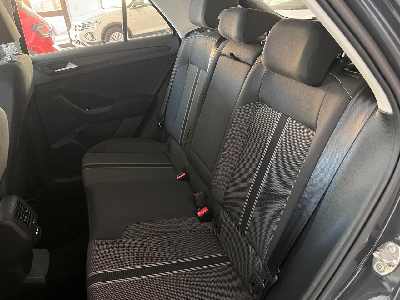 Volkswagen T-Roc 2.0 TDI SCR 150 CV DSG Business BlueMotion Technology