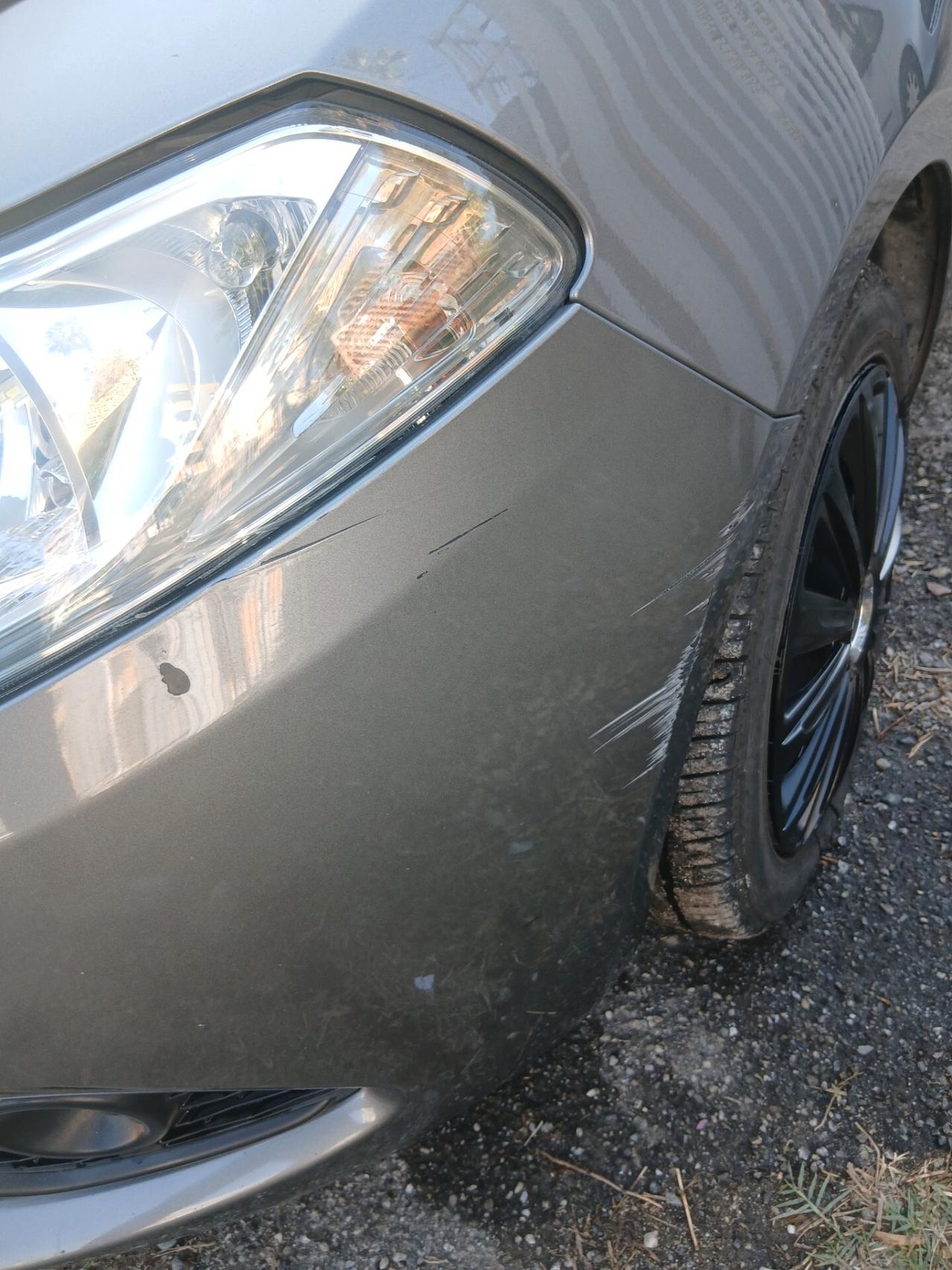 Lancia Ypsilon 1.2 69 CV 5 porte GPL Ecochic Platinum