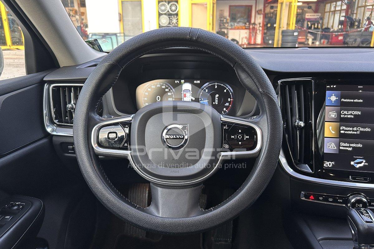 VOLVO V60 Cross Country D4 AWD Geartronic Business Plus