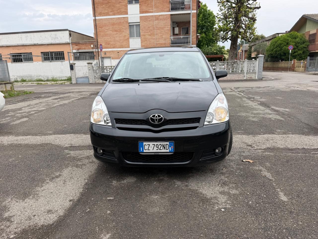 Toyota Corolla Verso 2.2 16V D-4D D-Cat