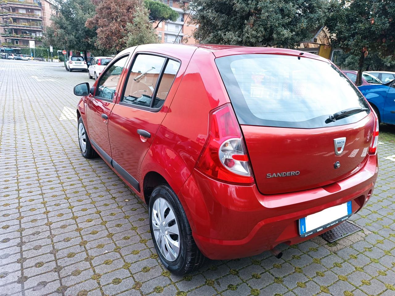 Dacia Sandero 1.2 16V Embleme