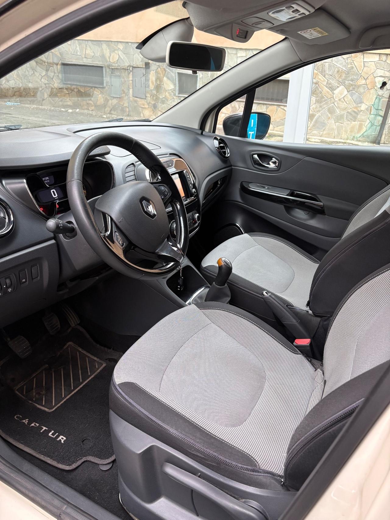 Renault Captur 1.5 dCi 8V 90 CV Start&Stop Energy R-Link