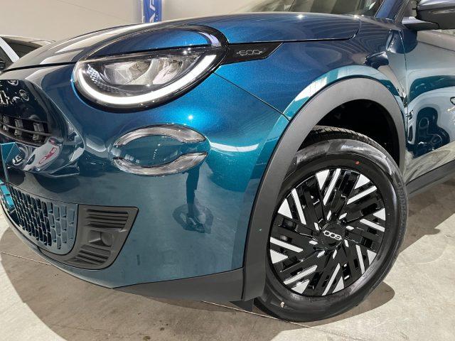 FIAT 600 Hybrid 110 CV DCT MHEV PRONTA CONSEGNA NUOVA 2025"