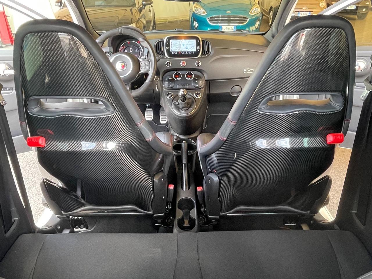 Abarth 595 1.4 Turbo T-Jet 180 CV Esseesse