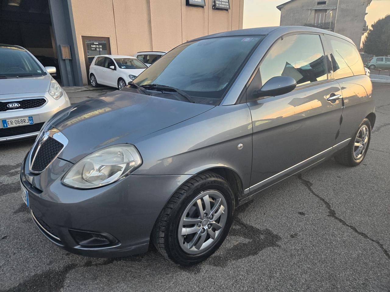 Lancia Ypsilon 1.2 Argento