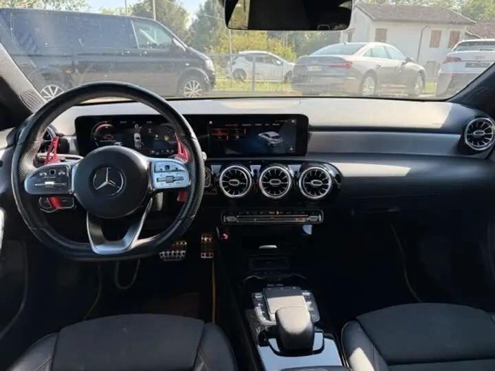 Mercedes-benz A 200 d Automatic Premium AMG