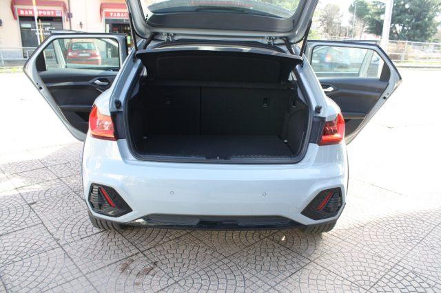 AUDI A1 allstreet 30 TFSI Identity Contrast