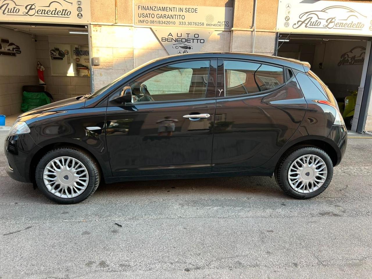 LANCIA YPSILON 1.2 69CV GOLD 2017