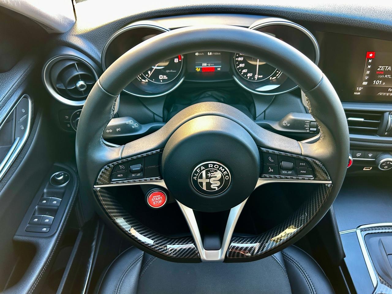 Alfa Romeo Giulia 2.2 D q2 VELOCE 180 CV AT8