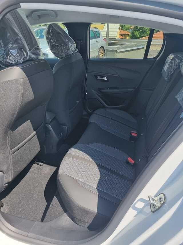 Peugeot 208 Allure PureTech 100cv KM ZERO