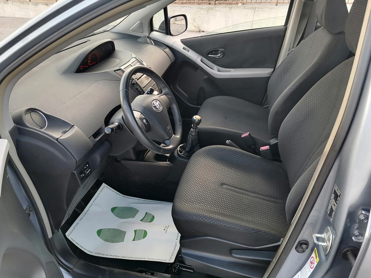 Toyota Yaris 1.4 D-4D DPF 5 porte 2011