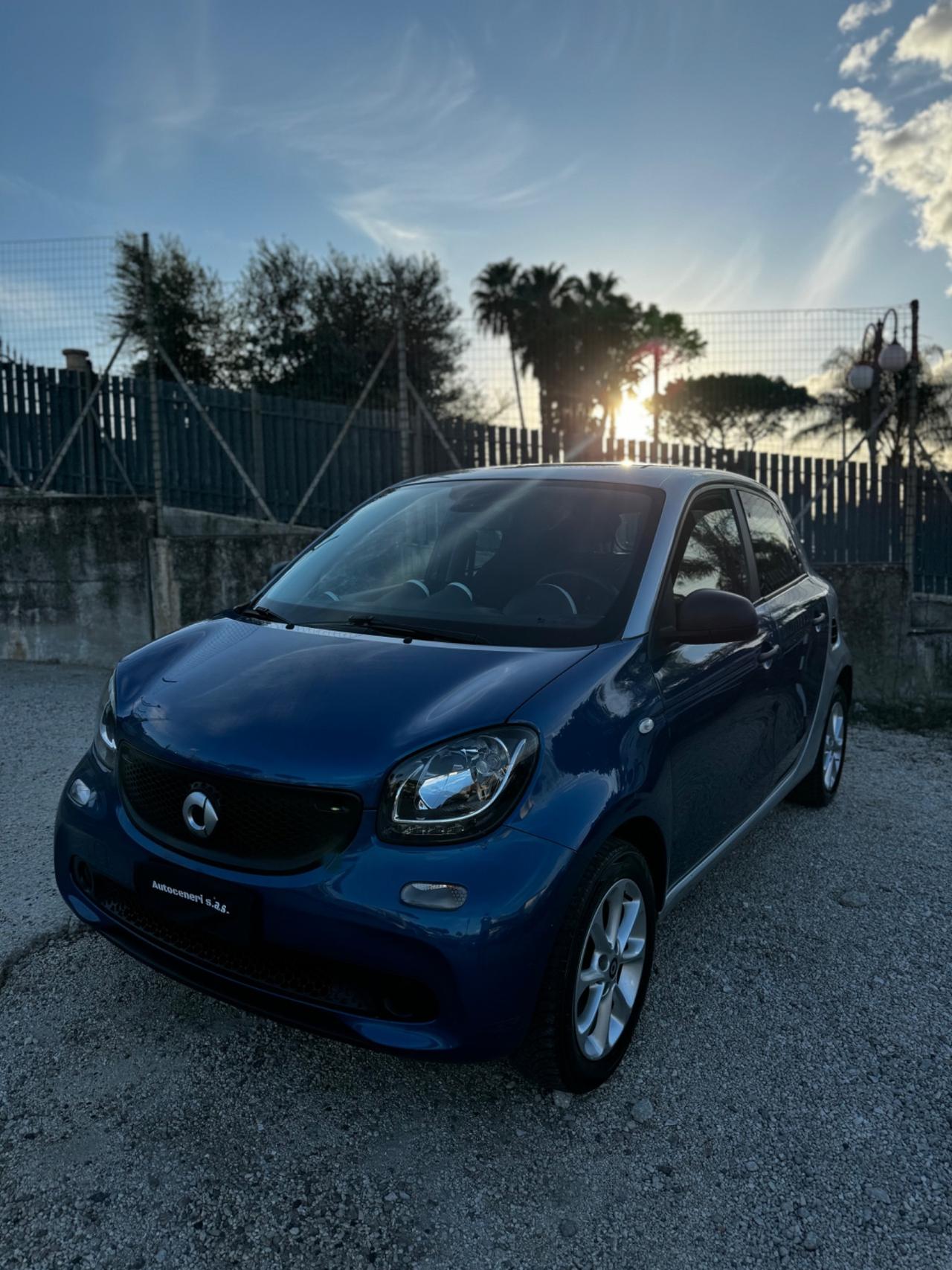 Smart ForFour 70 1.0 Youngster