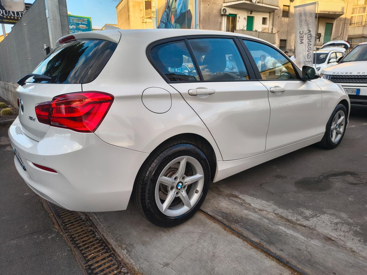 BMW SERIE 1 116 DIESEL SPORT 130.000 KM 2016