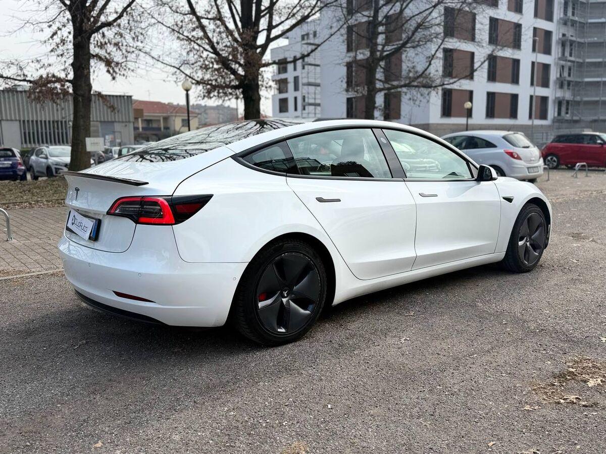 Tesla Model 3 Standard rwd Plus