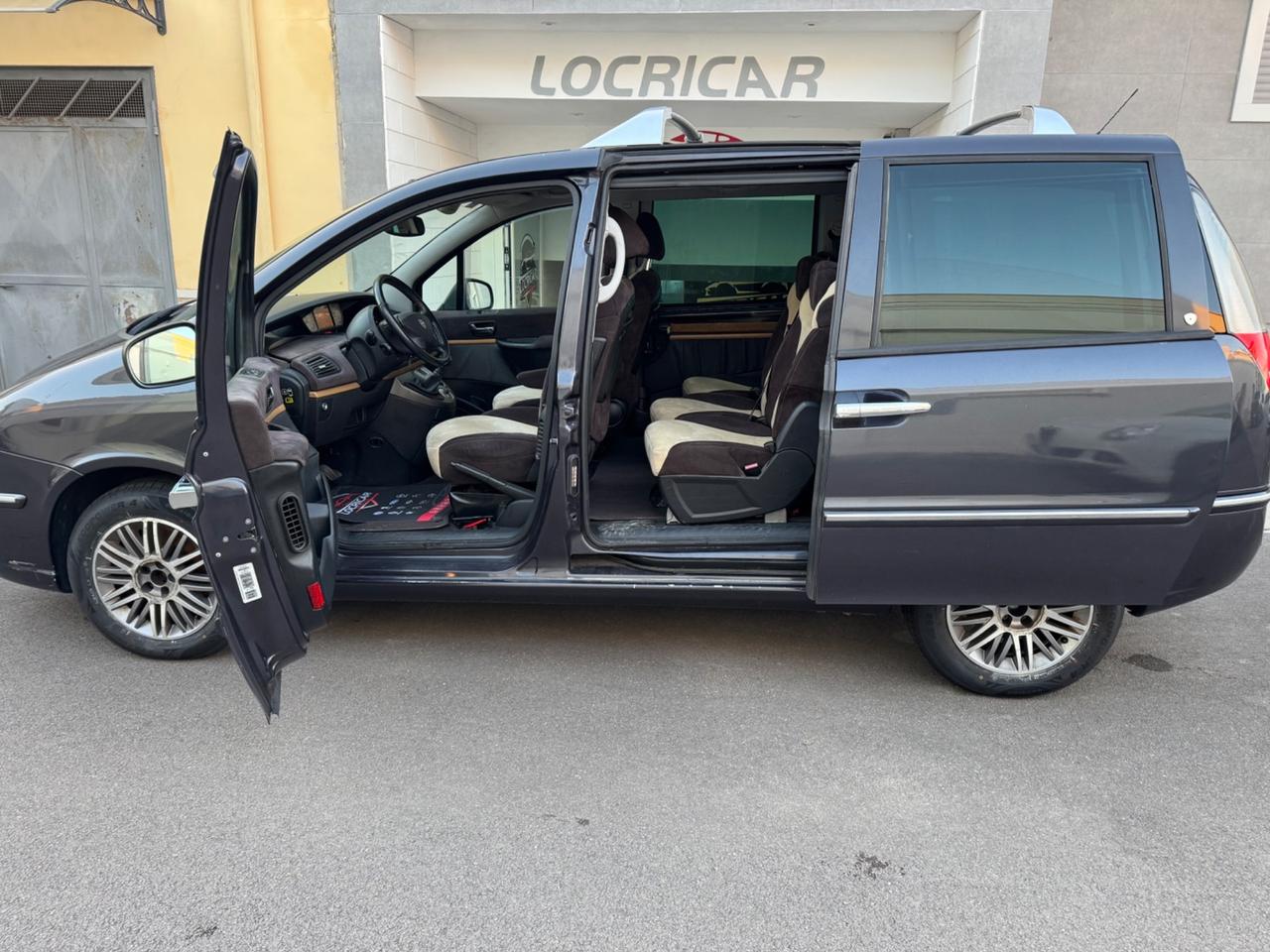 Lancia Phedra 2.2 MJT CA Oro Plus