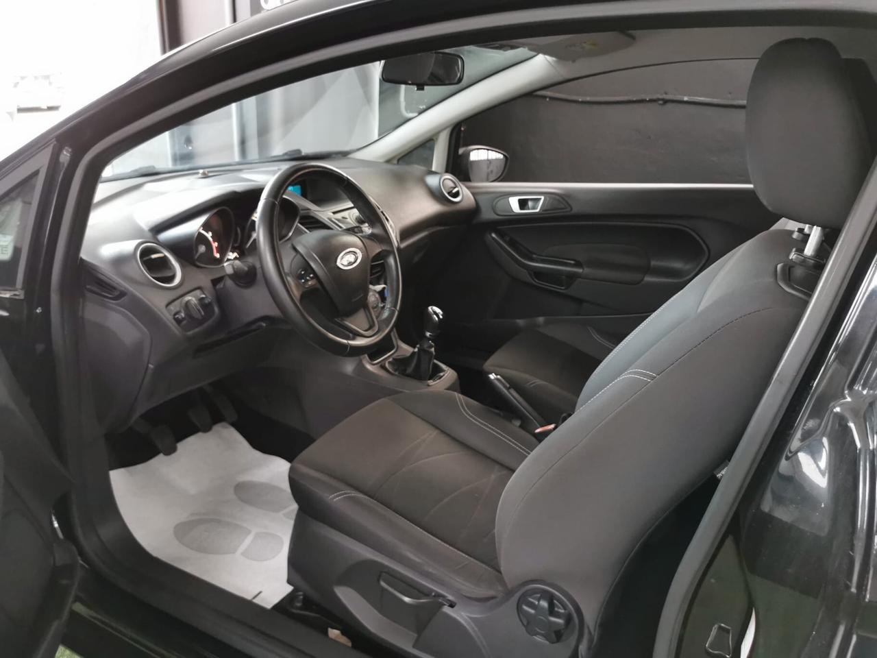 Ford Fiesta 1.4 3p GPL Titanium GARANZIA 12 MESI