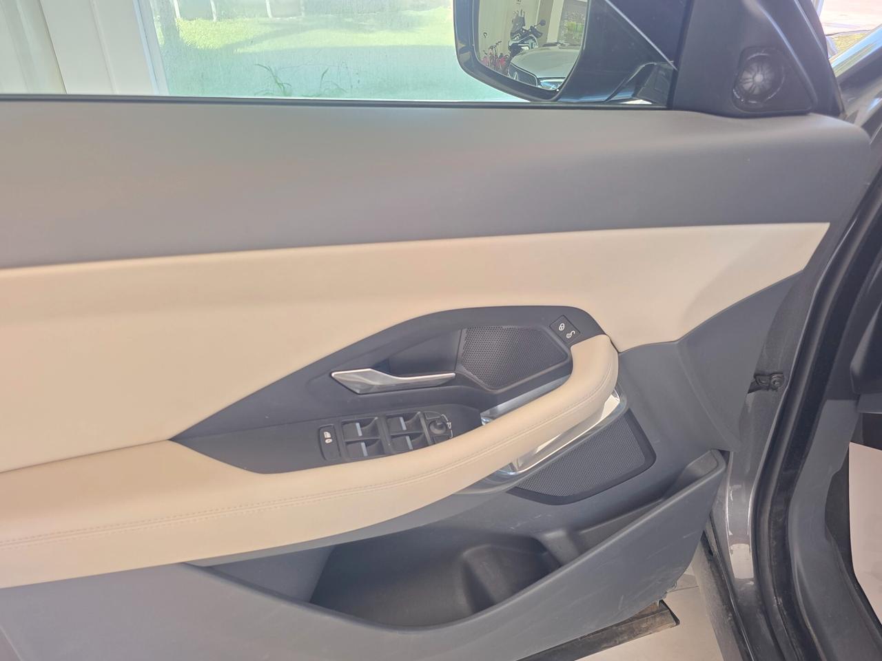 Jaguar E-Pace 2.0D 150 CV R-Dynamic S