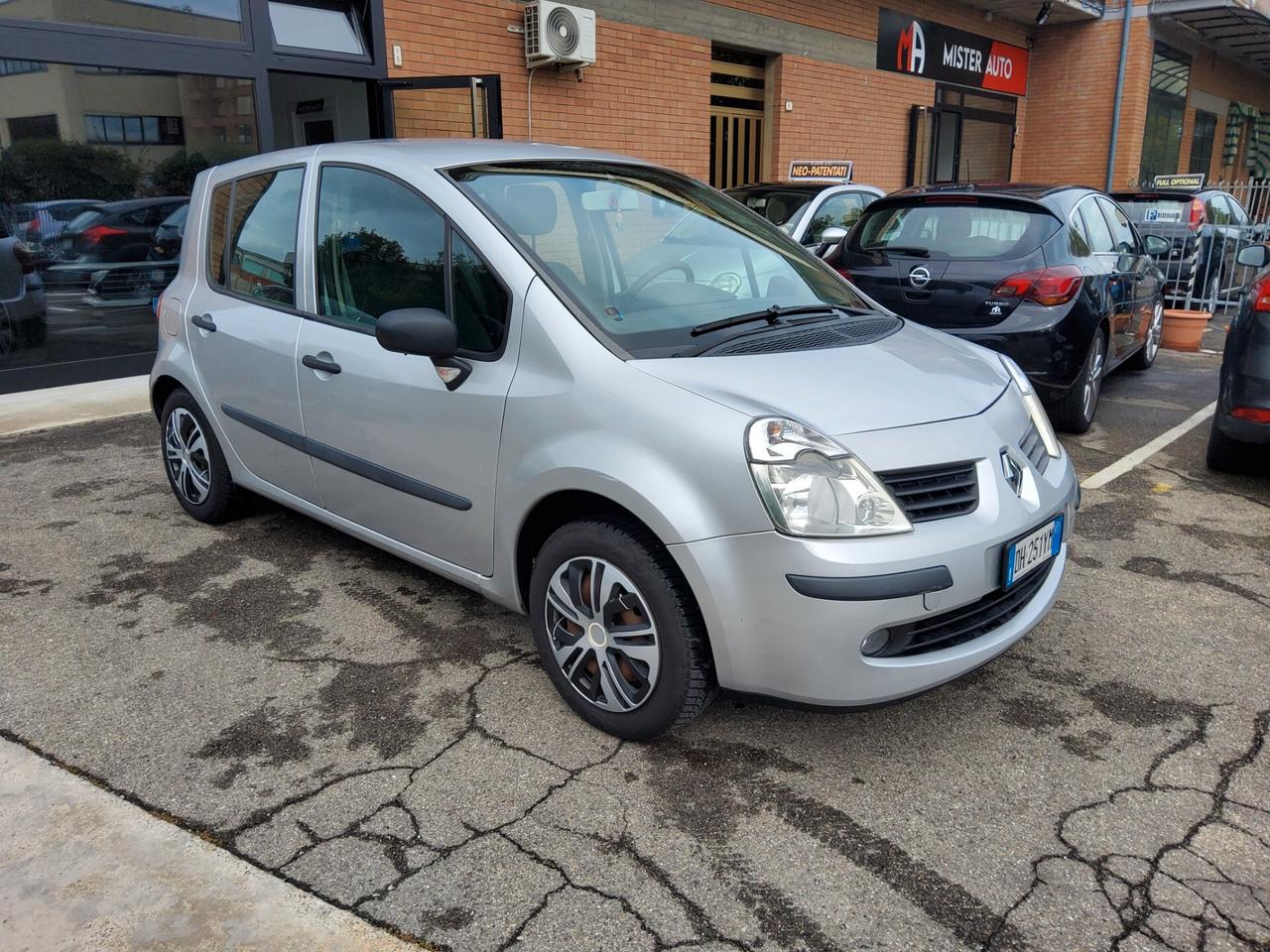 Renault Modus 1.2 16V TCE Dynamique