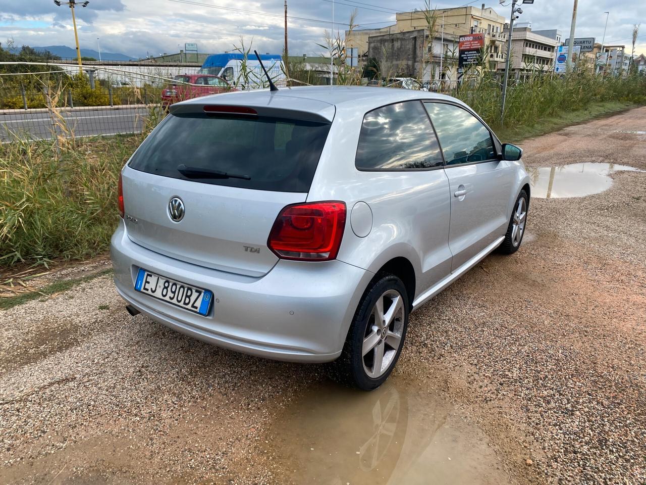 VOLKSWAGEN POLO 1.6 TDI 90CV HIGHLINE
