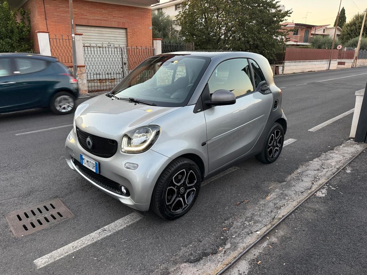 Smart ForTwo 70 1.0 twinamic AUTOMATICA - FULL OPT - SUPERPREZZO