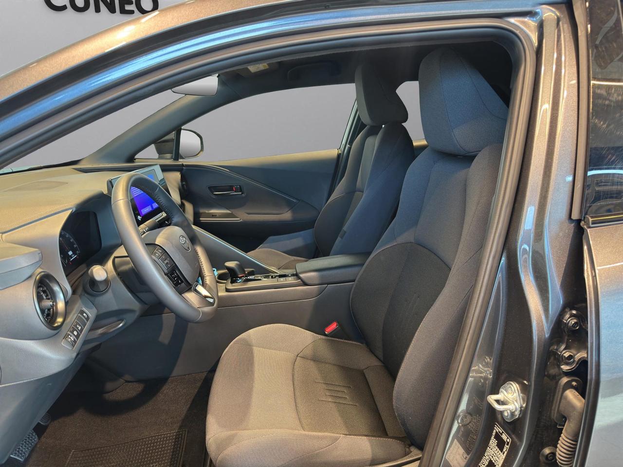 Toyota C-HR 2.0 phev Trend eco fwd e-cvt